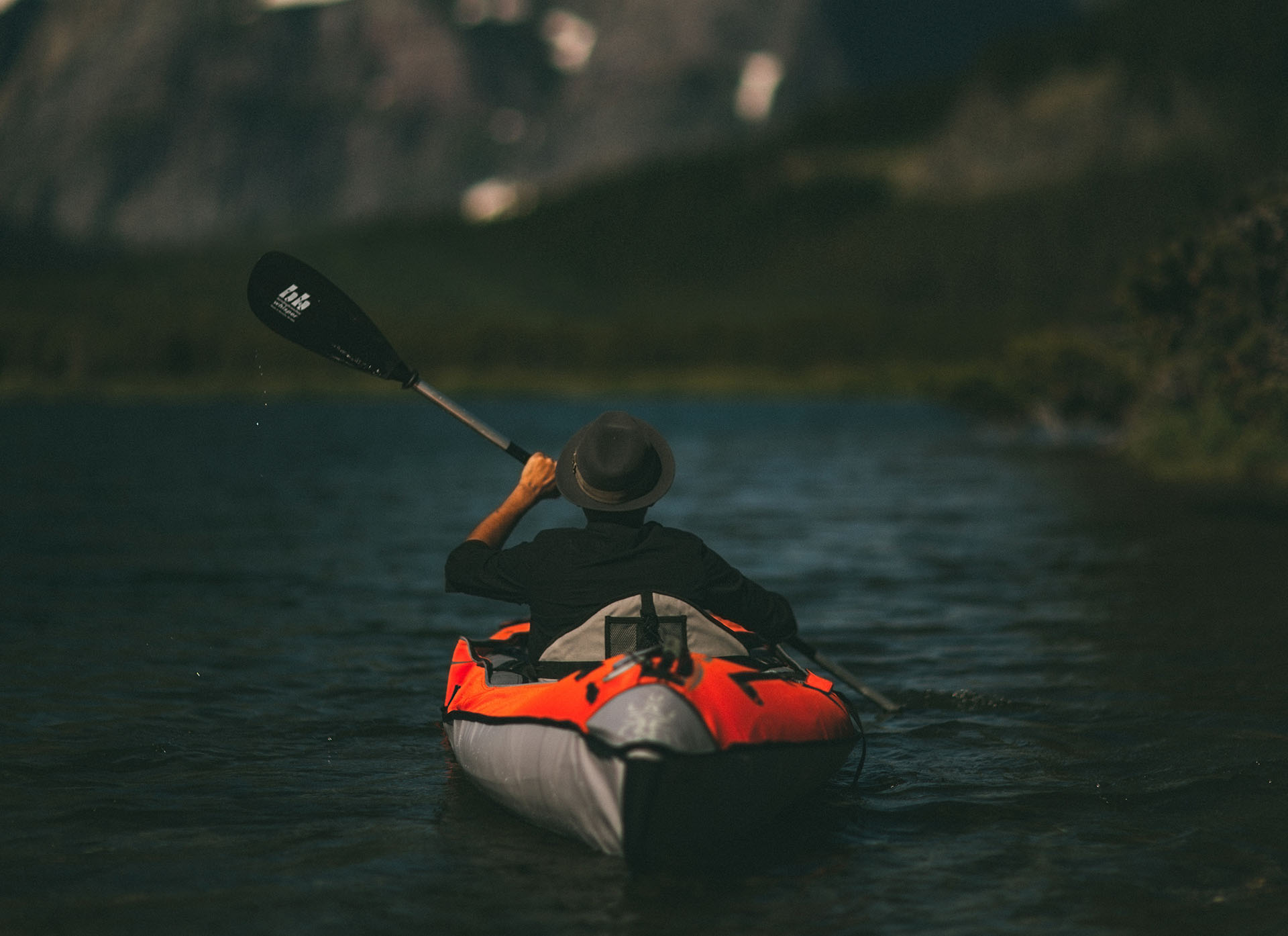 man-sea-water-mountain-boat-lake-182341-pxhere.com
